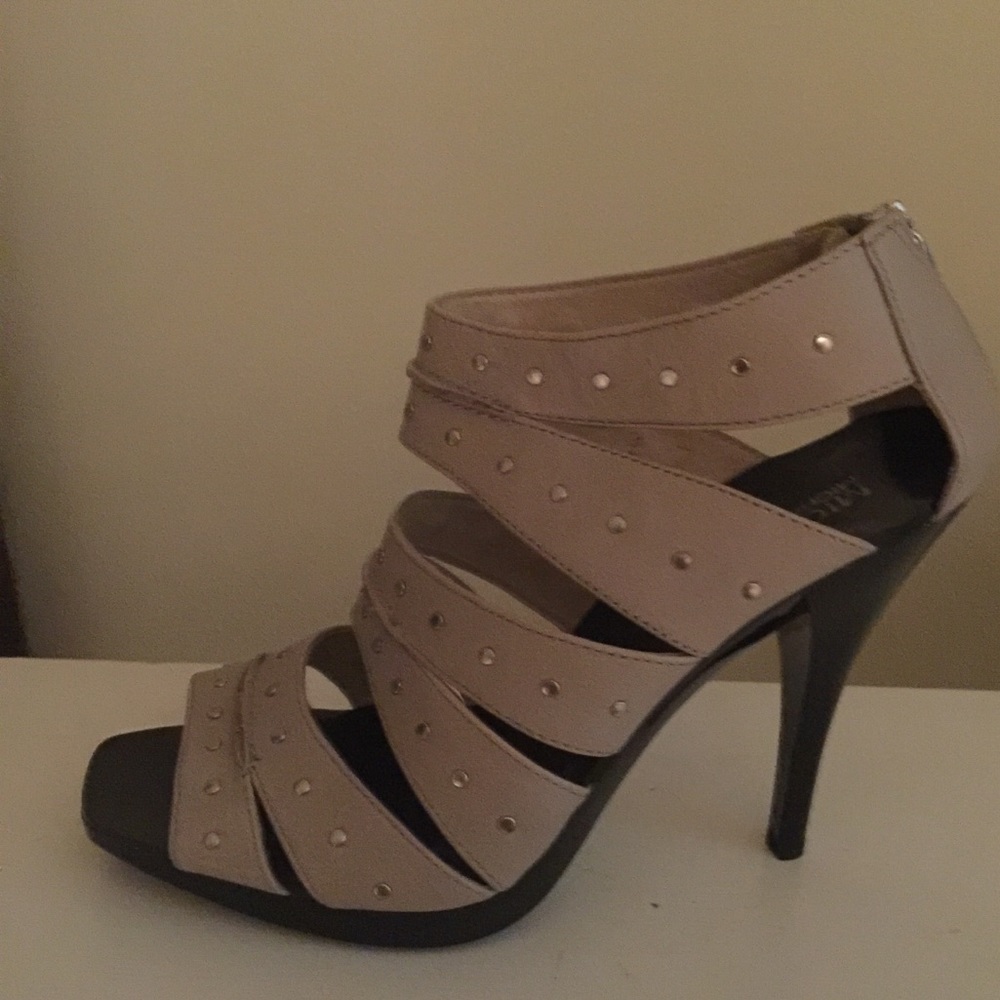 Michael Kira gladiator heels